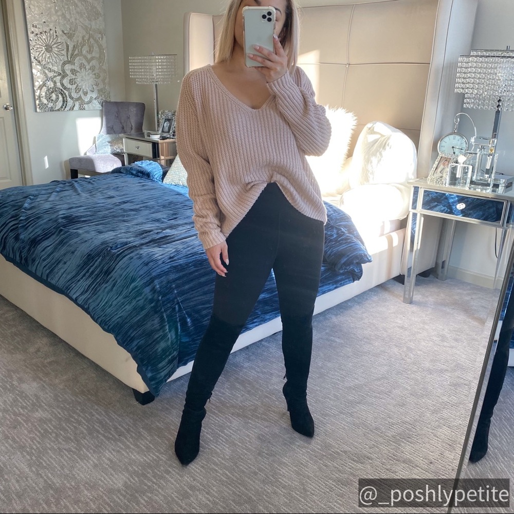 Leith light pink relaxed chunky knit rib stitch v-neck crop sweater